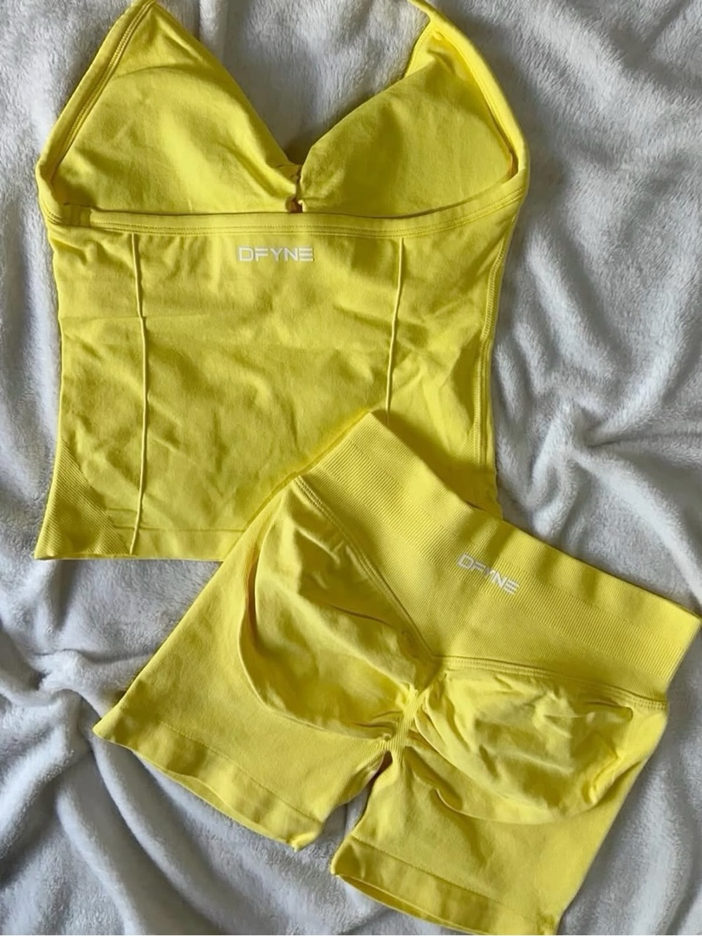 DFYNE Women's Yellow Sport Set